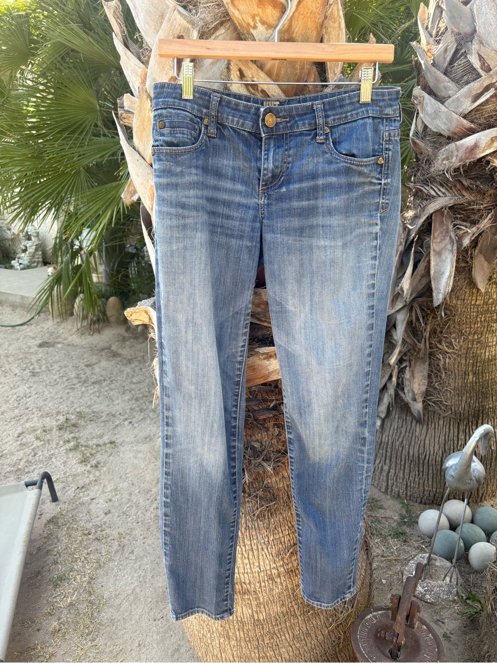 Kut from the Kloth Faded Blue Skinny Jeans